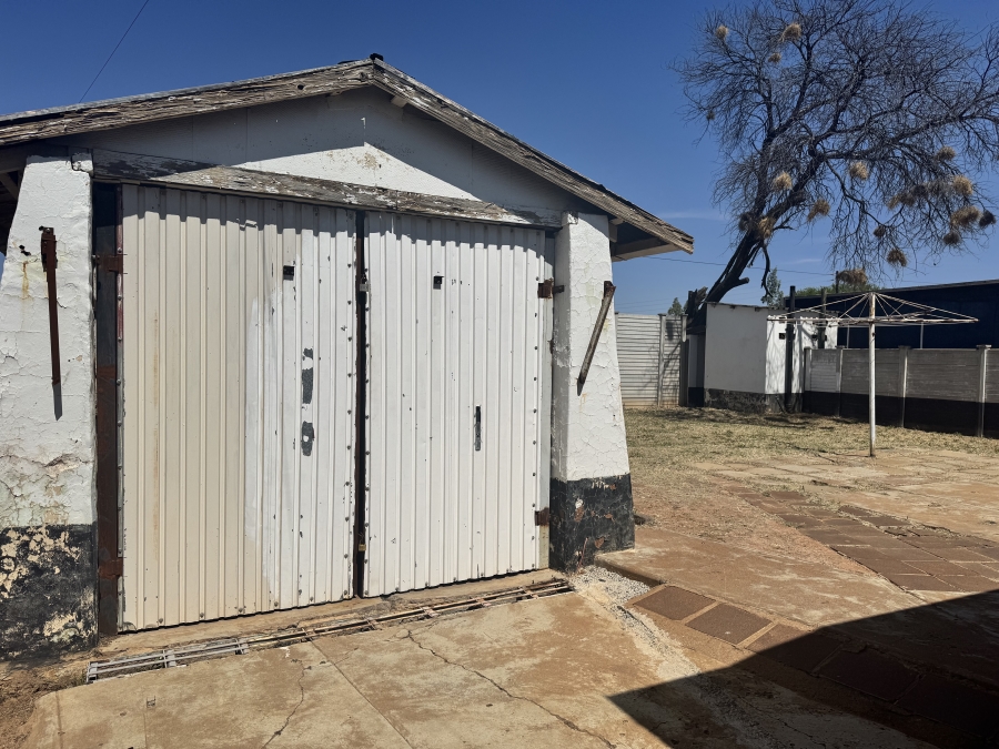 2 Bedroom Property for Sale in Randlespark North West